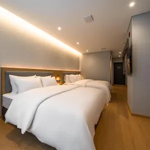 Comfort Yeouido Seoul